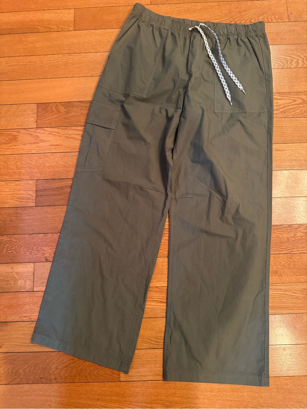 aerie Olive Green Wide Leg Pants - Picture 2 of 5